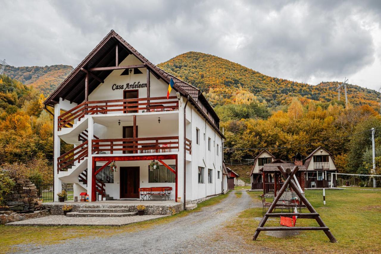 Casa Ardeleana Hotel Lotrioara Екстериор снимка