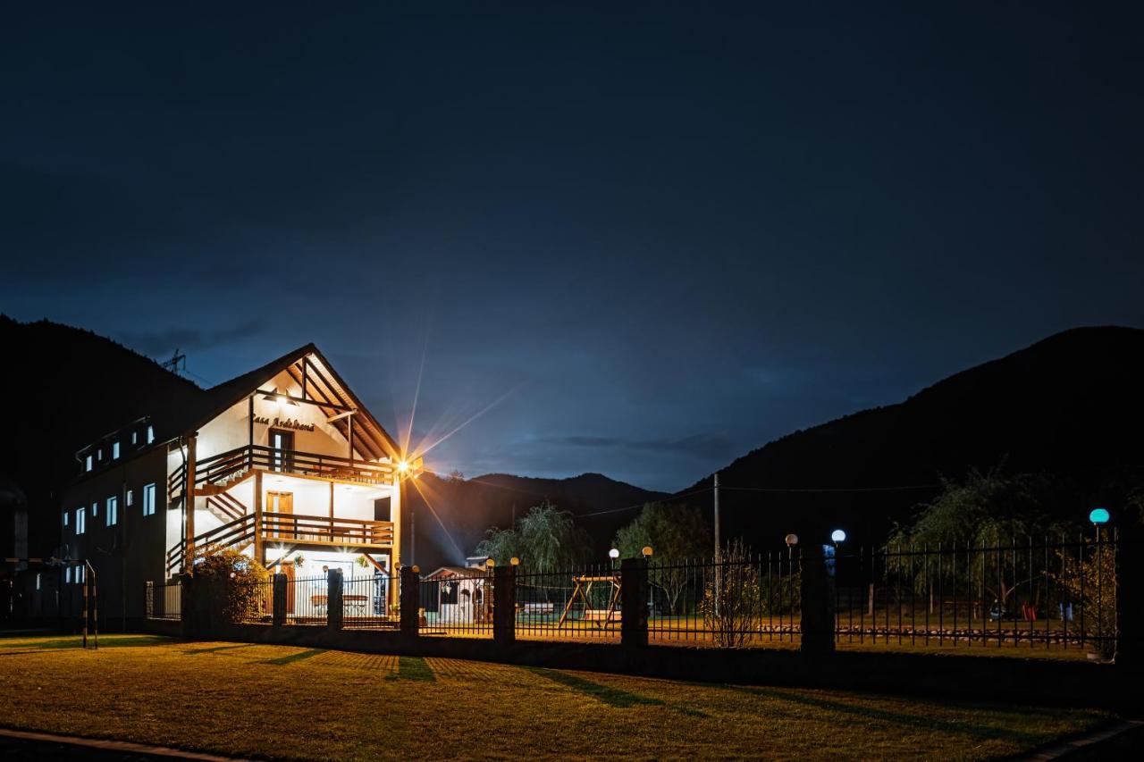 Casa Ardeleana Hotel Lotrioara Екстериор снимка